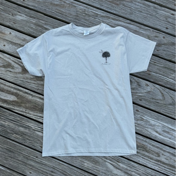 NWT isle of palms Charleston sc novelty t shirt Hanes authentic size medium - Picture 2 of 4